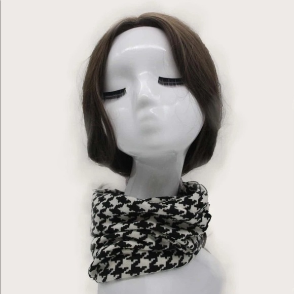 Houndstooth Pattern Multi-purpose Hat NWT - Picture 2 of 6